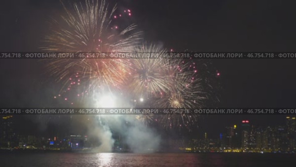Chinese New Year Fireworks in Hong Kong (2016 год). Стоковое видео, видеограф Михаил Коханчиков / Фотобанк Лори