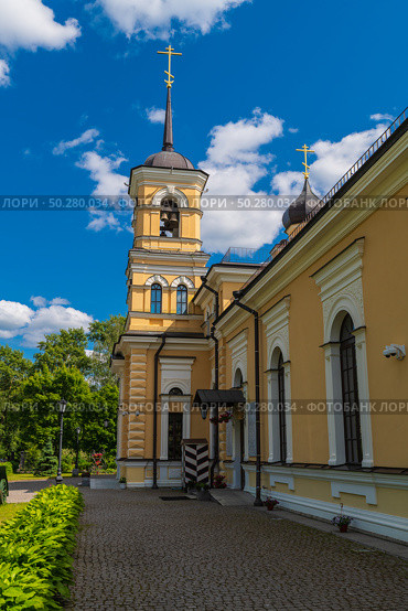 Church of St. Sergius of Radonezh in Pushkin, Saint Petersburg, Russia. Стоковое фото, фотограф Михаил Аккуратoв / Фотобанк Лори