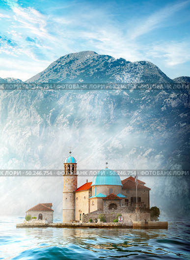 Church Our Lady of the Rocks in Perast, Montenegro. Стоковое фото, агентство Ingram Publishing / Фотобанк Лори