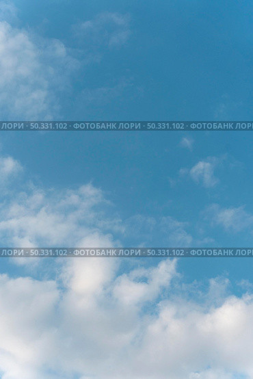 clouds sky vertical shot. High resolution photo. clouds sky vertical shot. High quality photo. Стоковое фото, агентство Ingram Publishing / Фотобанк Лори