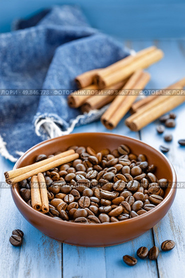 Coffee and cinnamon. Стоковое фото, агентство Ingram Publishing / Фотобанк Лори