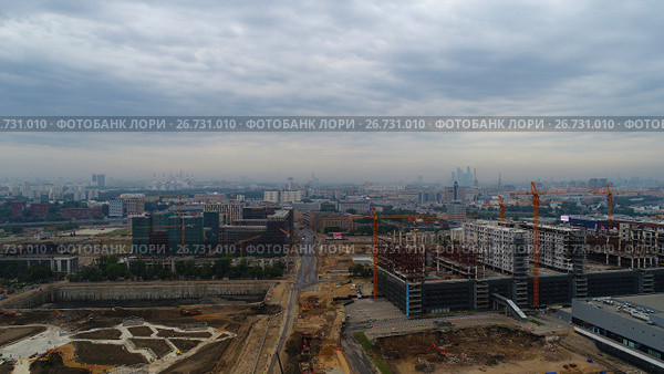 Construction of a new road on the territory of the former plant. Стоковое фото, фотограф Александр Клёнов / Фотобанк Лори