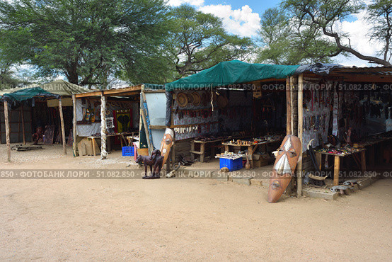 Craft market in Namibia (2016 год). Редакционное фото, фотограф Знаменский Олег / Фотобанк Лори