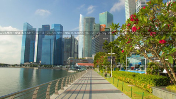Daytime Singapore hyperlapse (2017 год). Редакционное видео, видеограф Кирилл Трифонов / Фотобанк Лори