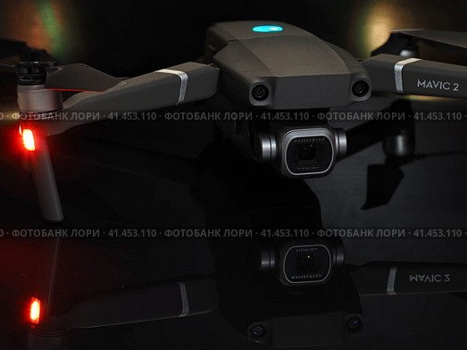 DJI Mavik 2 pro quadcopter, with Hasselblad camera. Квадрокоптер DJI Mavik 2 pro с камерой Hasselblad. (2021 год). Редакционное фото, фотограф Egor Sarantstv / Фотобанк Лори