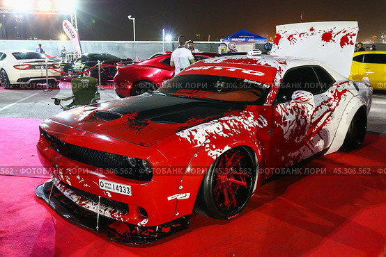 Dodge Challenger (2018 год). Редакционное фото, фотограф Art Konovalov / Фотобанк Лори