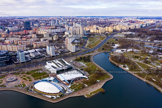 Downtown Minsk on Svislach river. Стоковое фото, фотограф Яков Филимонов / Фотобанк Лори