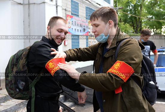Дружинники заступают на охрану правопорядка Москвы (2021 год). Редакционное фото, фотограф Free Wind / Фотобанк Лори