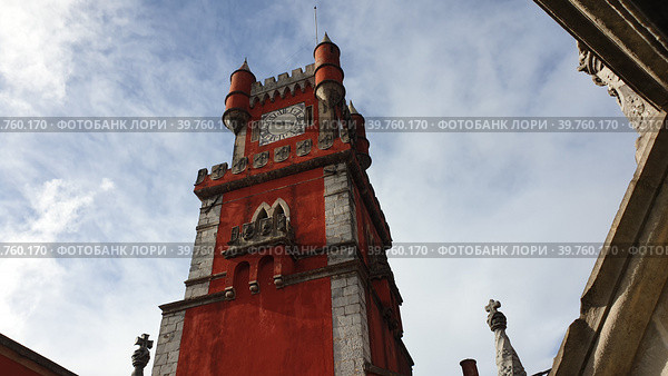 Дворец Пена (Palacio Nacional da Pena). Синтра, Лиссабон, Португалия (2023 год). Редакционное фото, фотограф lana1501 / Фотобанк Лори