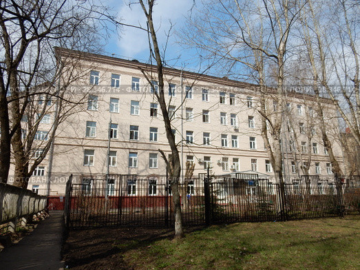 Экономико-технологический колледж (ЭТК) № 22. 14-я Парковая улица, 4а. Район Восточное Измайлово. Москва (2018 год). Стоковое фото, фотограф lana1501 / Фотобанк Лори