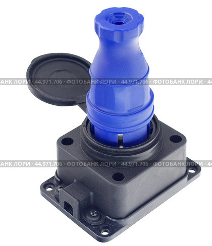 Электрическая розетка и электрическая вилка на белом фоне. Electrical plug and electric socket on white background. Стоковое фото, фотограф Татьяна Д / Фотобанк Лори