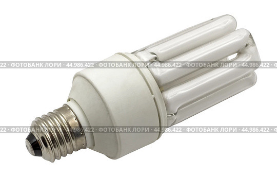 Энергосберегающая лампа E27 на белом фоне. Economy lamps isolated on white background. Стоковое фото, фотограф Татьяна Д / Фотобанк Лори