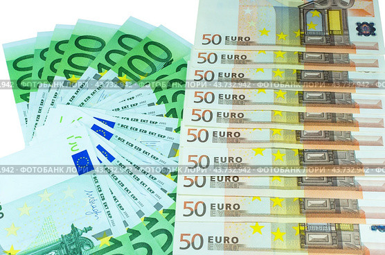 Евро купюры на белом фоне. Euro banknotes money. Стоковое фото, фотограф Татьяна Д / Фотобанк Лори