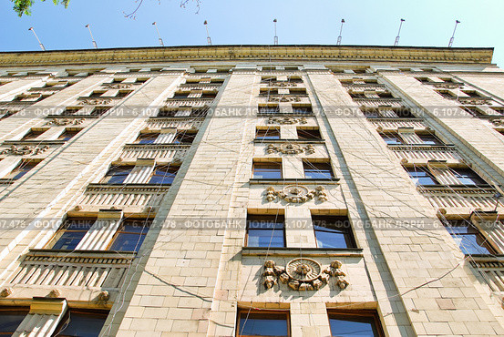 Фасад здания МГУ им. М.В. Ломоносова (Сектор А) (2012 год). Стоковое фото, фотограф Алёшина Оксана / Фотобанк Лори