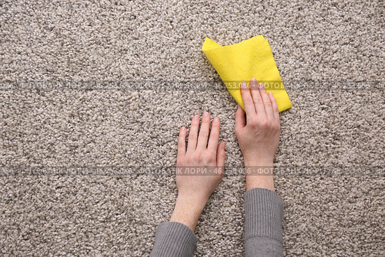 Female hands with rag on carpet. Стоковое фото, фотограф Pixel_shot / Фотобанк Лори