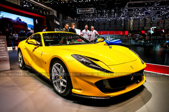 Ferrari 812 Superfast (2019 год). Редакционное фото, фотограф Art Konovalov / Фотобанк Лори