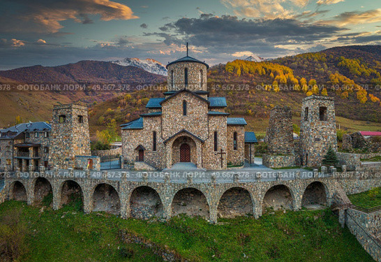 Fiagdon Monastery in North Ossetia. Mountains of the Caucasus. Стоковое фото, агентство Ingram Publishing / Фотобанк Лори