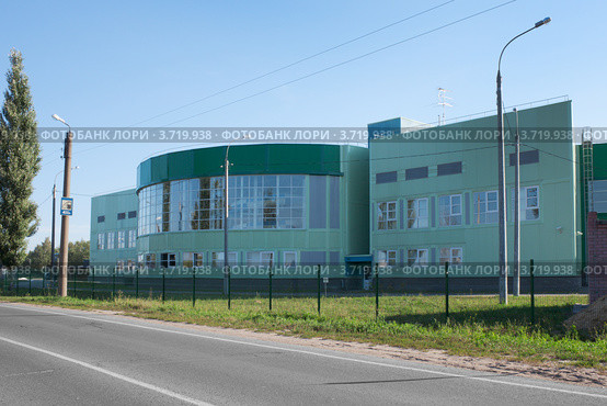 Физкультурно-оздоровительный комплекс. Володарск (2012 год). Стоковое фото, фотограф Александр Романов / Фотобанк Лори
