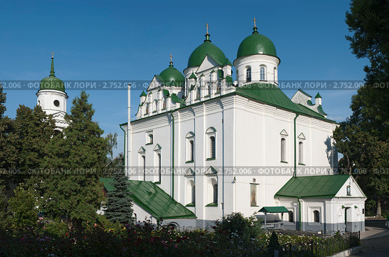 Флоровский женский монастырь в Киеве (2011 год). Стоковое фото, фотограф Онищенко Виктор / Фотобанк Лори