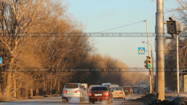 Фотофиксация нарушений скоростного режима. Радар на дороге (2012 год). Редакционное видео, видеограф Mikhail Erguine / Фотобанк Лори