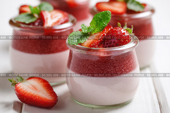 Fresh Berry Trifle in Glasses. Dessert with Strawberry and Whipped Cream. Layered Yogurt with Berry Fruits. Berry Pudding Glass Jars. Food Marketing, Recipe Design. Colorful Sweet Treat. Fruity Quark. Стоковое AI-изображение, AI-художник Марина Демидюк / Фотобанк Лори