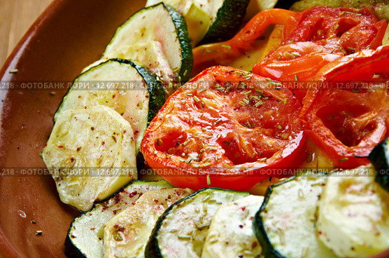 Fırında Kabak Dizme.Turkish cuisine. Стоковое фото, фотограф Александр Fanfo / Фотобанк Лори