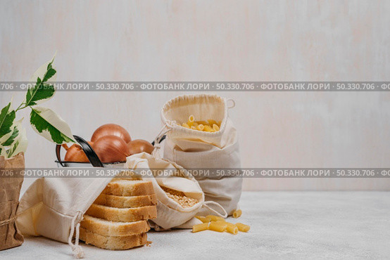 front view pantry food ingredients. High resolution photo. front view pantry food ingredients. High quality photo. Стоковое фото, агентство Ingram Publishing / Фотобанк Лори