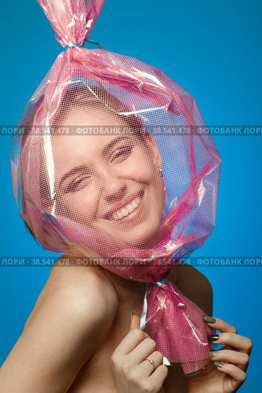 girl inside wrapper. Стоковое фото, фотограф Lekcej / Фотобанк Лори