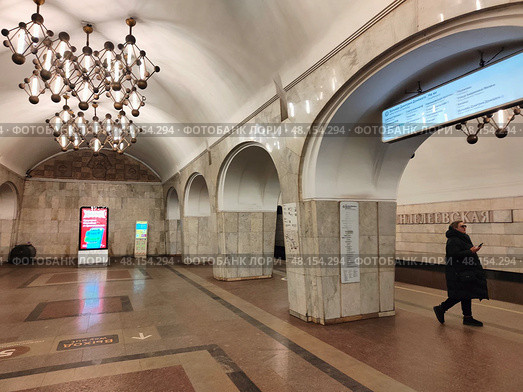 Глухая стена вестибюля станции метро Менделеевская, Москва. Редакционное фото, фотограф Мария Сергеева / Фотобанк Лори