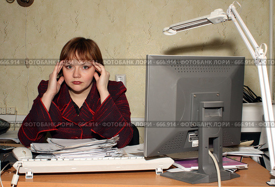Головная боль на работе. Стоковое фото, фотограф Ирина Золина / Фотобанк Лори