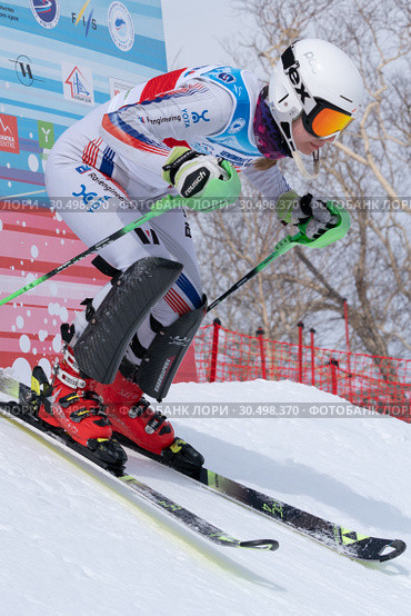 Горнолыжница Дельхман Лидия (Красноярский край). Чемпионат России по горнолыжному спорту, слалом. Редакционное фото, фотограф А. А. Пирагис / Фотобанк Лори