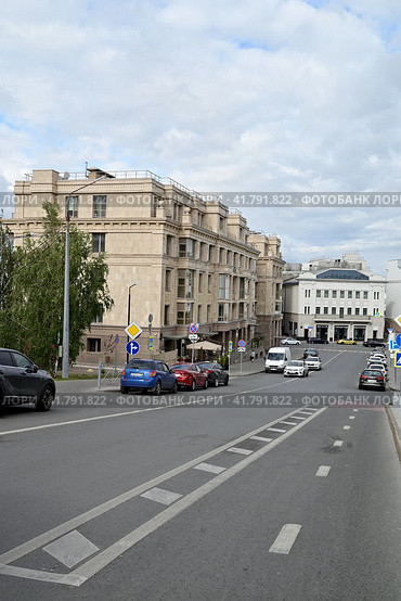 Город Казань. Улица Дзержинского 6Б. Жилой комплекс "Odetta" (2023 год). Редакционное фото, фотограф Александр Тараканов / Фотобанк Лори