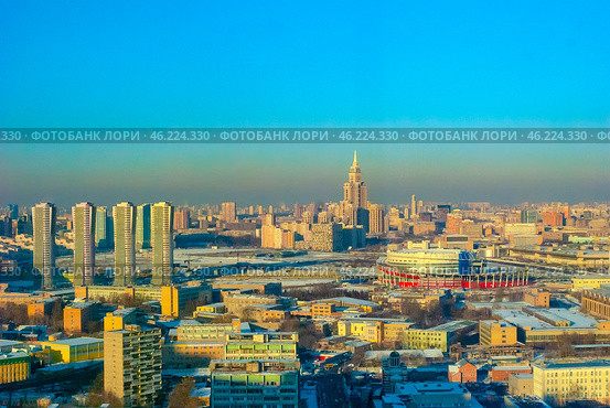 Город Москва. Ходынское поле. Дворец спорта «Мегаспорт» имени А. В. Тарасова. Вид с высоту птичьего полета (2012 год). Редакционное фото, фотограф Зобков Юрий / Фотобанк Лори