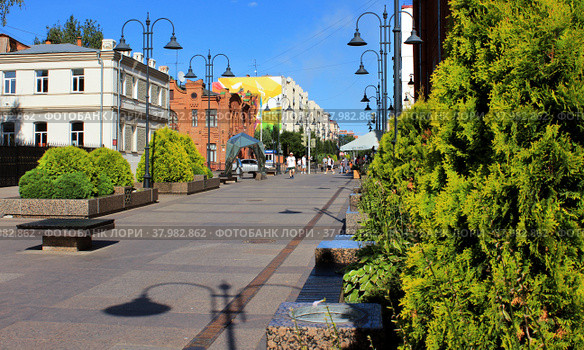 Город Омск, пешеходная улица Чокана Валиханова (2022 год). Редакционное фото, фотограф Виктор Топорков / Фотобанк Лори