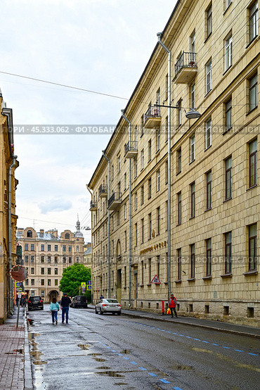 Город Санкт-Петербург, улица Яблочкова (2023 год). Редакционное фото, фотограф Александр Тараканов / Фотобанк Лори