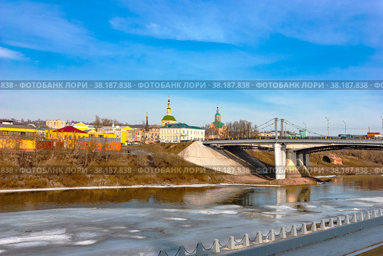 Город Смоленск. Набережная и Центральный мост через реку Дон. Церковь Святого Николая. (2015 год). Редакционное фото, фотограф Зобков Юрий / Фотобанк Лори