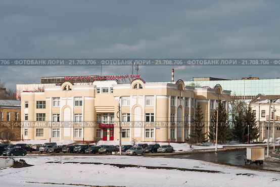 Город Тула, Вид на Московский индустриальный банк в Заречье зимним днём (2016 год). Редакционное фото, фотограф Игорь Низов / Фотобанк Лори