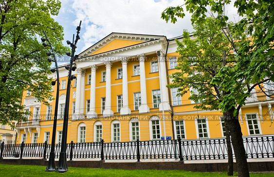 Городская усадьба Дурасовых (дом Дурасовых). Покровский бульвар, дом 11, стр. 9. Москва. Редакционное фото, фотограф E. O. / Фотобанк Лори