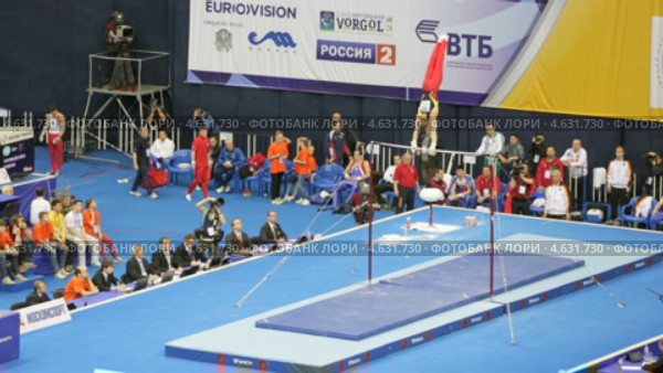 Хамбюхен Фабиан (Fabian Hambuchen) - немецкий гимнаст на чемпионате Европы по спортивной гимнастике 2013 года. Москва, СК "Олимпийский". Редакционное видео, видеограф Игорь Долгов / Фотобанк Лори