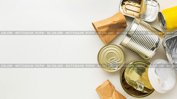 hazardous waste nature cans. Стоковое фото, агентство Ingram Publishing / Фотобанк Лори