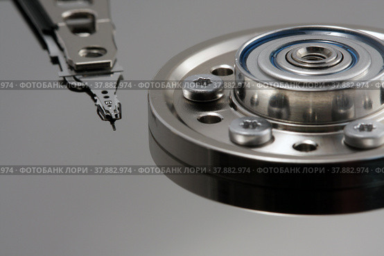 HDD крупным планом. Стоковое фото, фотограф Александр Гаценко / Фотобанк Лори