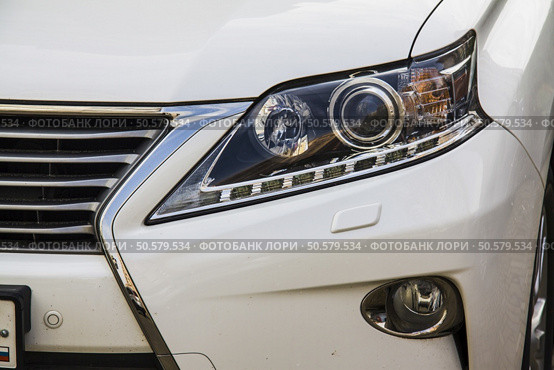 Headlight of the car stock photo. Стоковое фото, агентство Ingram Publishing / Фотобанк Лори