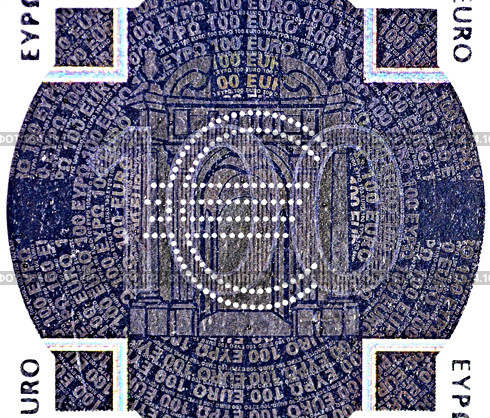 hologram on the one hundred Euro banknote. Стоковое фото, агентство Ingram Publishing / Фотобанк Лори