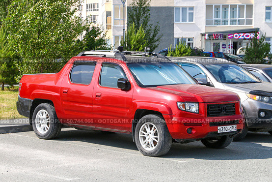 Honda Ridgeline. Редакционное фото, фотограф Art Konovalov / Фотобанк Лори