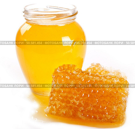 honey with honeycomb isolated on white background. Стоковое фото, агентство Ingram Publishing / Фотобанк Лори