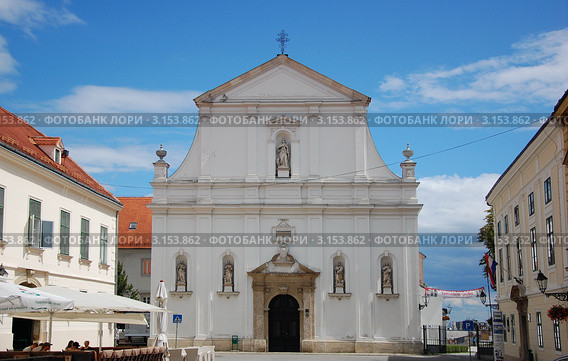 Хорватия. Загреб.  Верхний город. Церковь Святой Катерины (Church of St Catherine) (2011 год). Редакционное фото, фотограф Елена Соломонова / Фотобанк Лори