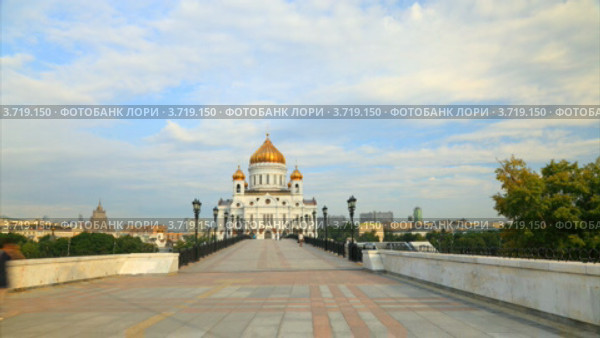 Храм Христа Спасителя. Таймлапс. Снято при помощи слайдера (2012 год). Стоковое видео, видеограф Кирилл Трифонов / Фотобанк Лори