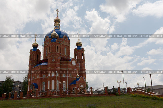 Храм иконы Божьей матери всех скорбящих Радость (2012 год). Стоковое фото, фотограф Галина Лукьяненко / Фотобанк Лори