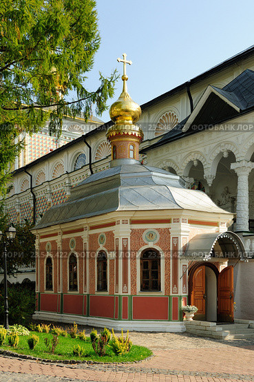 Храм Преподобного Михея Радонежского в Троице-Сергиевой Лавре (2015 год). Стоковое фото, фотограф Денис Ларкин / Фотобанк Лори