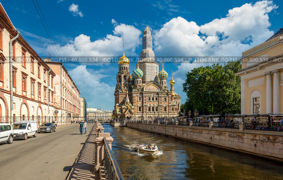 Храм Воскресения Христова (Спас-на-Крови) на реставрации. Санкт-Петербург (2020 год). Редакционное фото, фотограф Олег Пученков / Фотобанк Лори